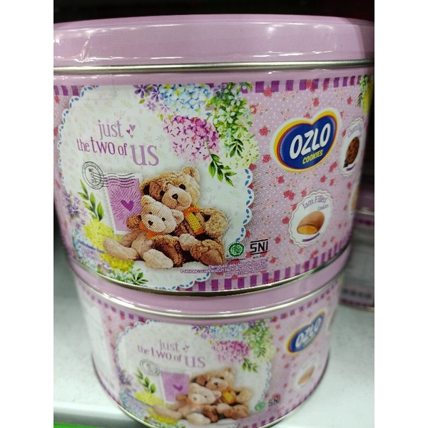 Khong Guan Ozlo pink Biscuits 250gr