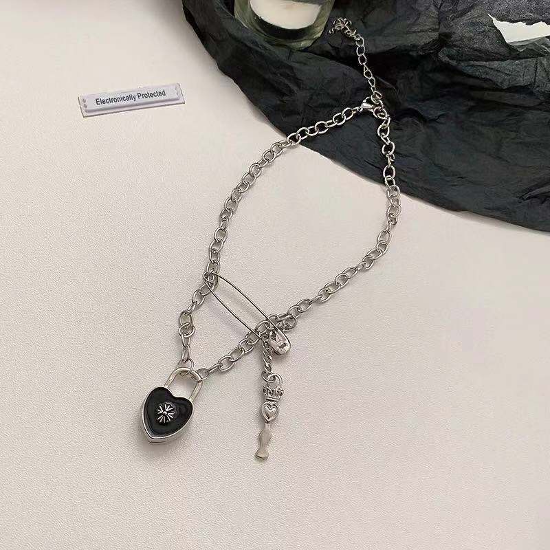 Korea fashion style kunci pin liontin kalung sederhana anggun pribadi klavikula rantai trendi kalung