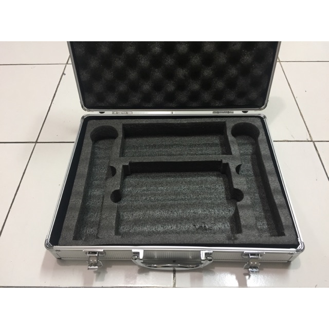 HARDCASE MIC ELEGAN SILVER KOPER MIC WIRELESS