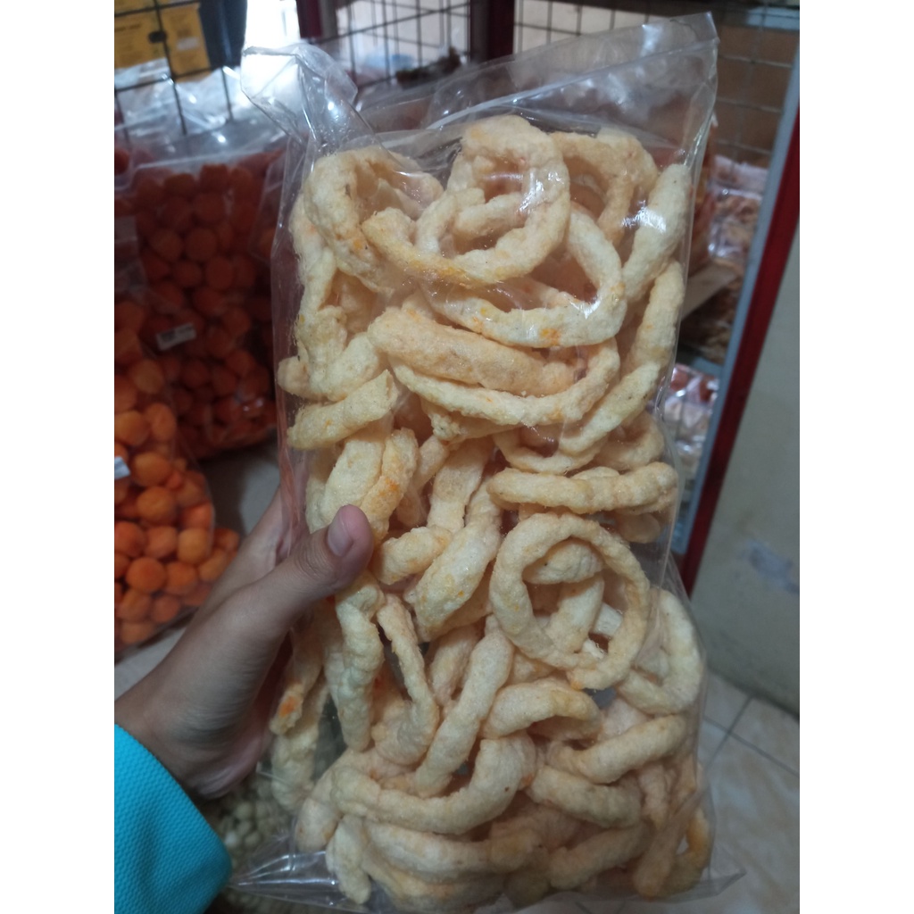 

PROMO SLONDOK KREPUS SNACK MAKANAN RINGAN KHAS MAGELANG SLONDOK GELANG TERMURAH