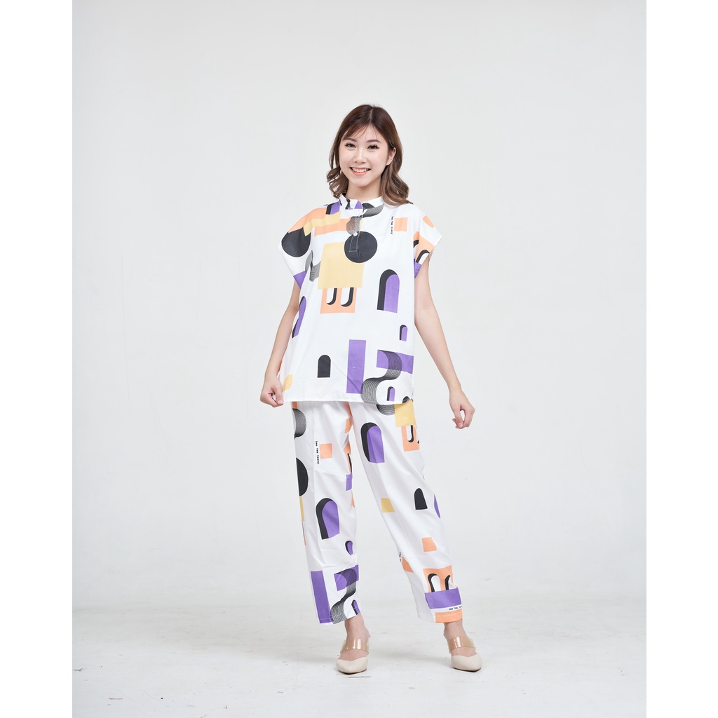 IZANY Piyama ONE SET AEON / Daily SET AEON  Lengan Pendek Allsize-ART WHITE