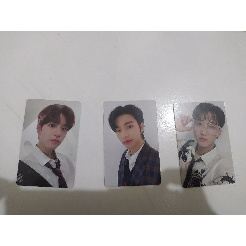 Photocard Stray kids Christmas Evel Hyunjin Seungmin dan Changbin official photocard