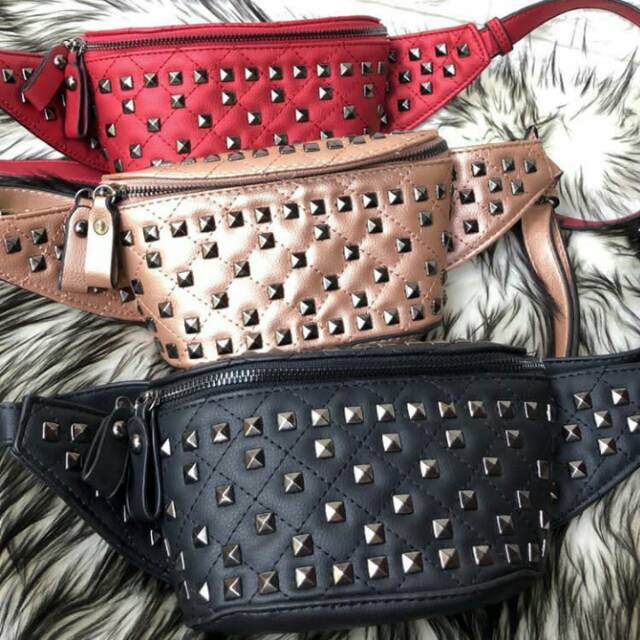 VALENTINO ROCKSTUD WAIST BAG
