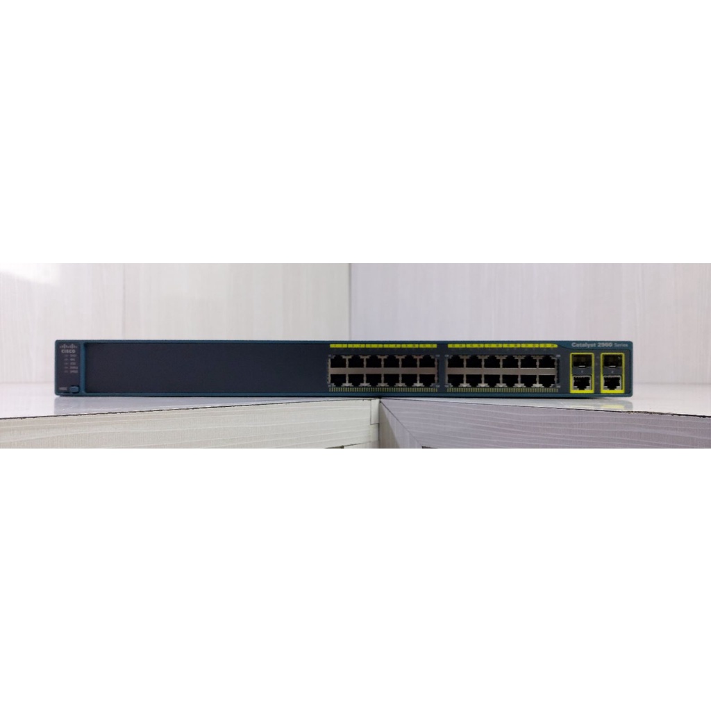 Switch Like New Cisco 2960WS-C2960-24TC-L VO9