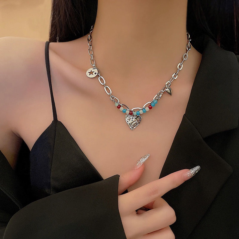 Kalung Choker Mewah Dengan Liontin Bentuk Hati Untuk Wanita