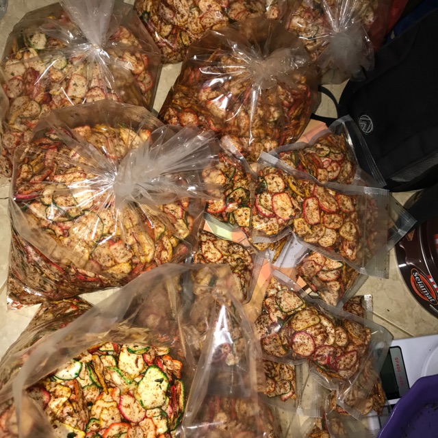 

KERUPUK SEBLAK 1/2kg