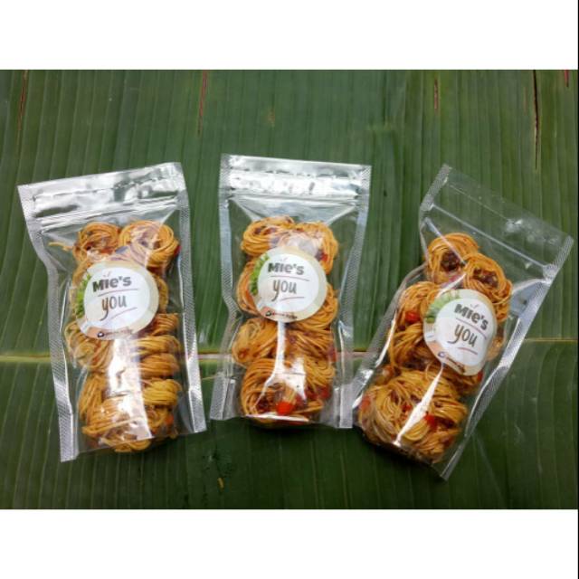 

MIE'SYOU... Mie gulung dengan cita rasa khas sambel indonesia,