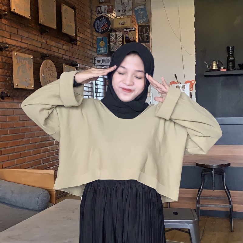 Beli 2 Diskon 10.000 - Sweater Oversize Korea Korean Style Outfit Ootd Kekinian Aesthetic Jumbo Besa