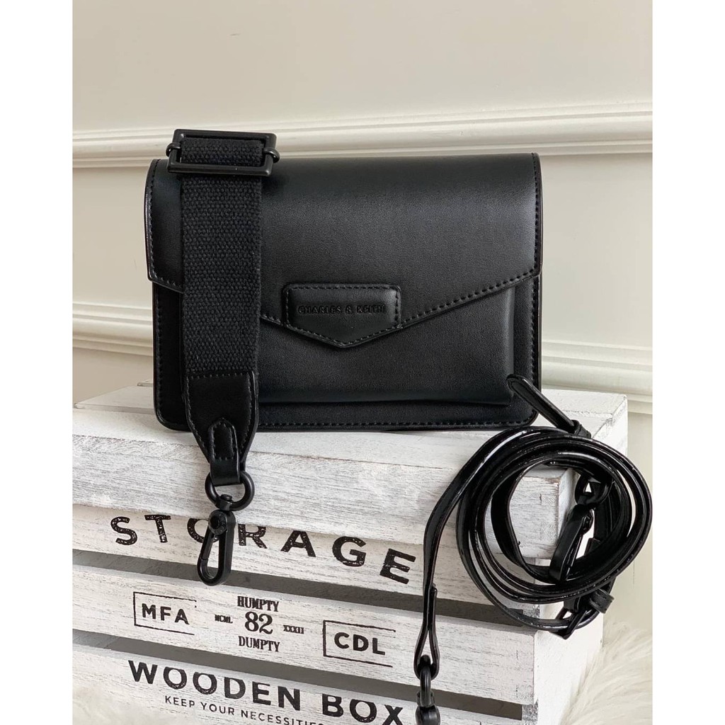 TAS CHARLES AND KEITH CNK ENVELOPE SATCHEL SLING BAG ABSC939