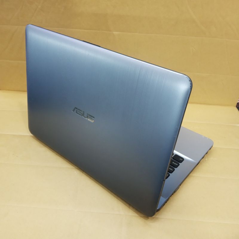 Laptop Bekas Asus X441NA N3350 2GB|500GB SILVER