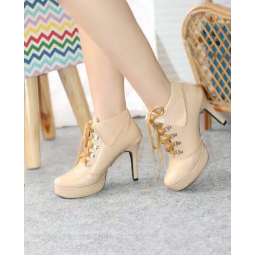 Sepatu Boots Wanita Tinggi 10cm