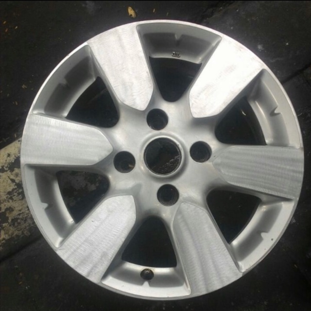 Velg OEM Nissan Grand Livina R15 (1 pcs)