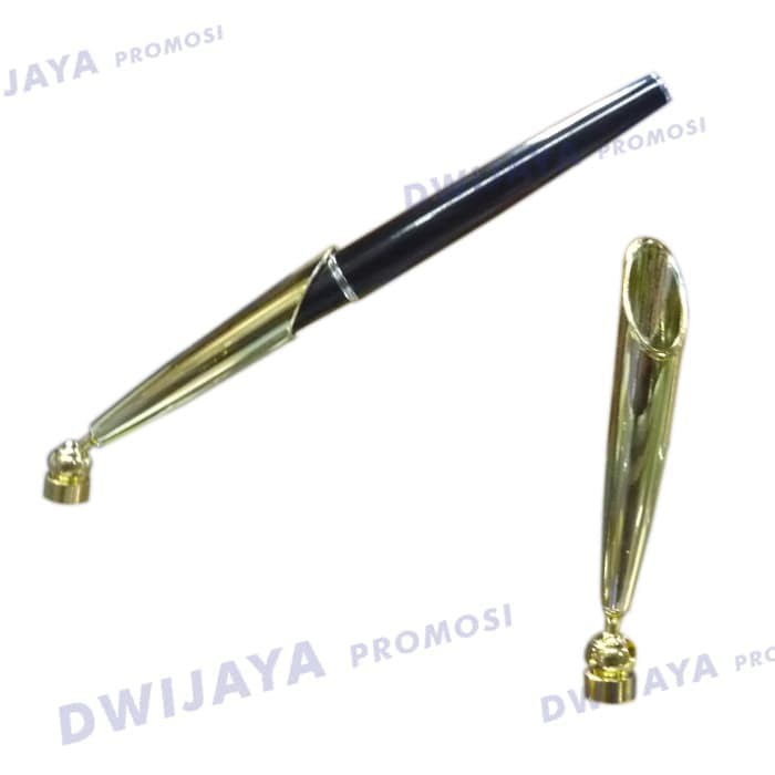 

Standing Pulpen Warna Kilau Emas Bahan terbuat dari chrome metal