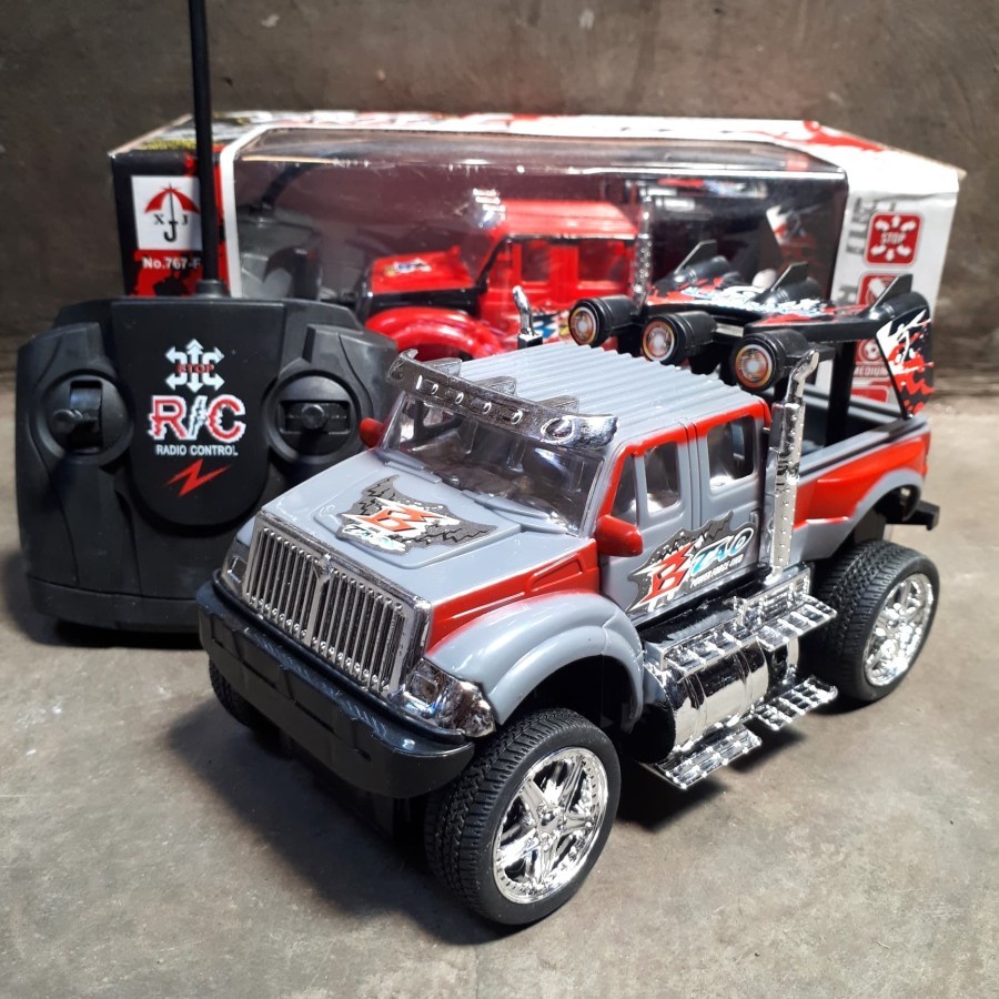 M183 Mainan Mobil RC Jeep KING DRIVER Truck Remote Control Toys ( mainan anak )