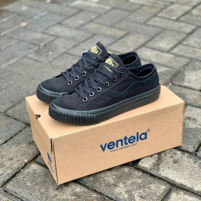 Ventela Public Suede Low AllBlack