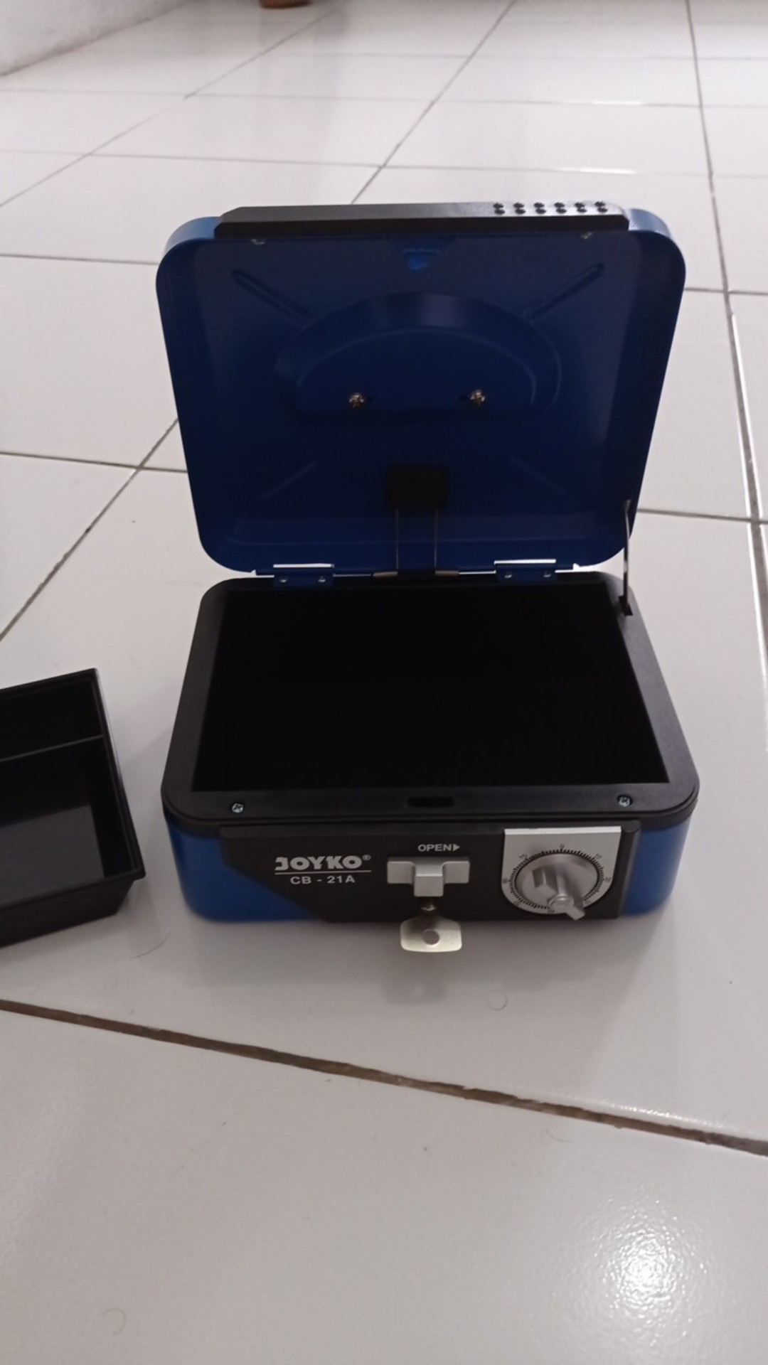 Cash Box Joyko Cb-21a / Kotak Penyimpanan Uang