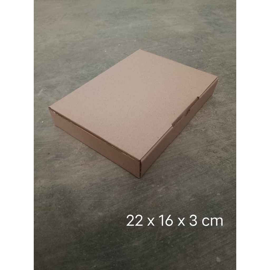 

kardus 22 x 16 x 3 cm --Diecut dan easy usage--