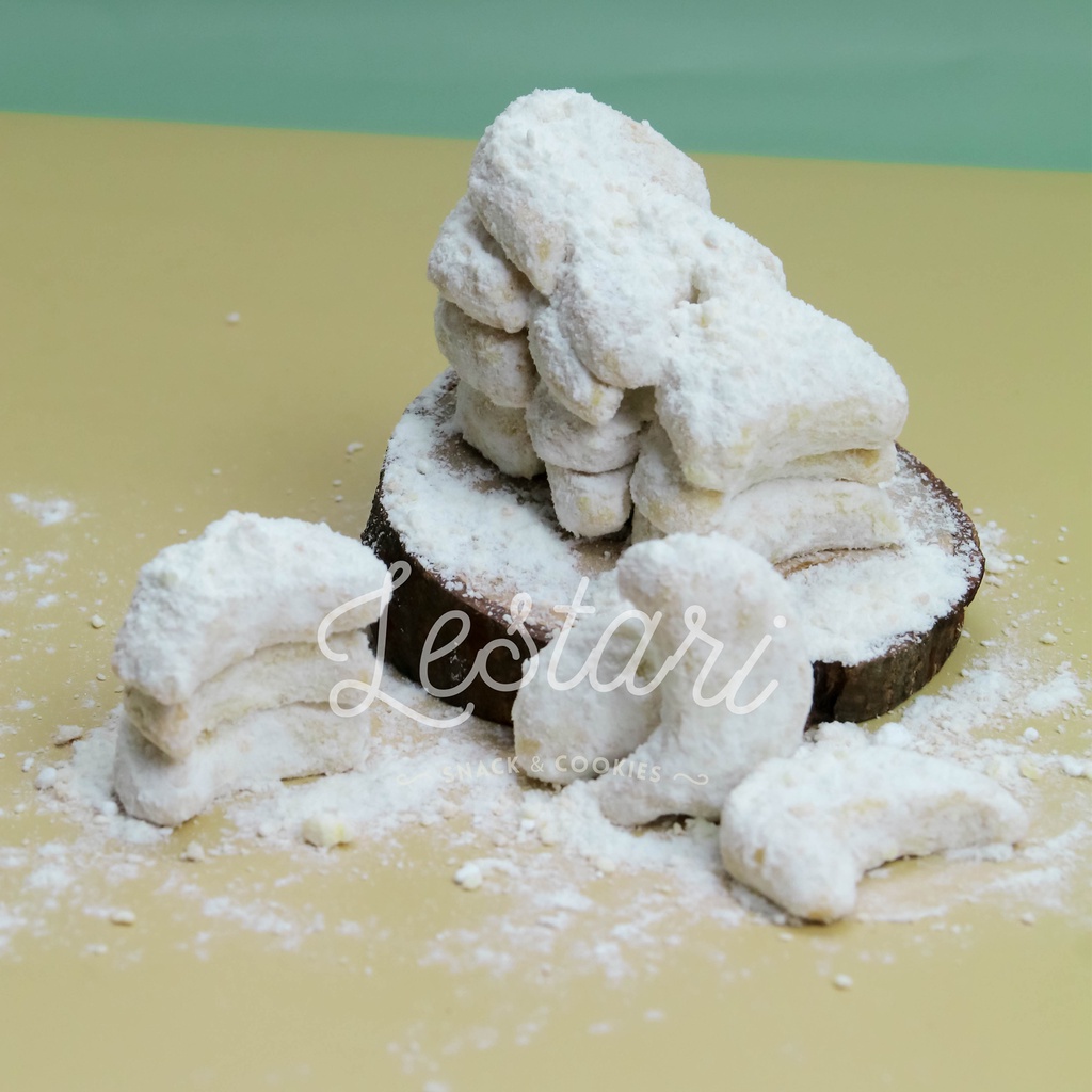 

KUE LEBARAN PUTRI SALJU