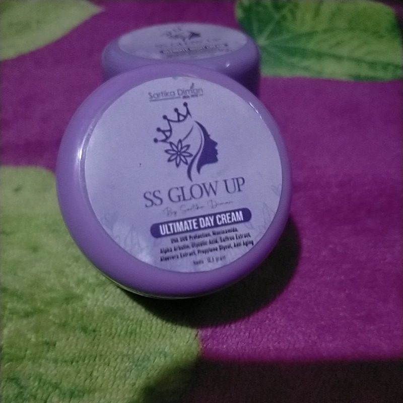 cream siang dan cream malam SS GLOW UP
