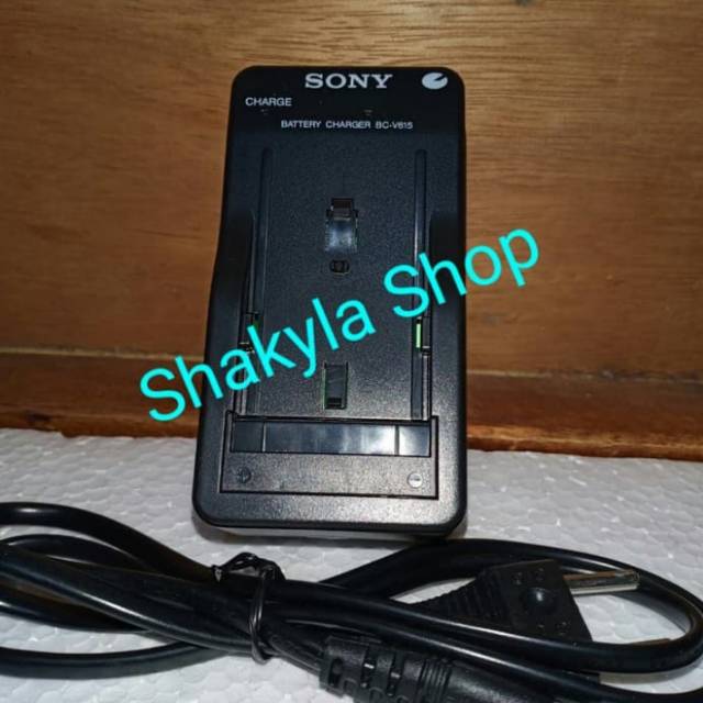 Charger Handycam Sony MC2500