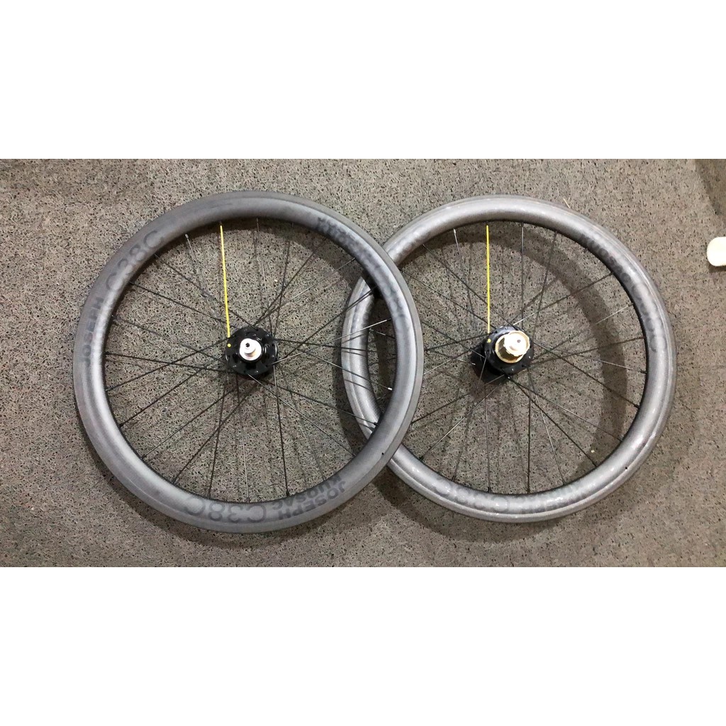 WHEELSET SEPEDA - JOSEPH KUOSAC C38C 20" CARBON WHEELSET (451) - BLACK DECAL/1 YELLOW SPOKE