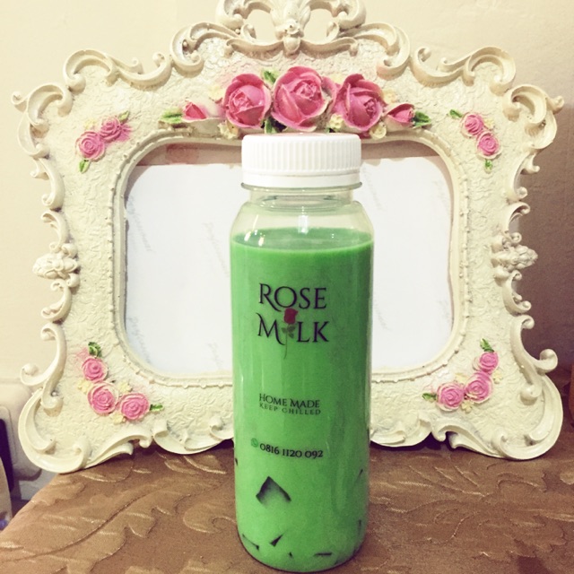 

Rose Milk (Matcha)