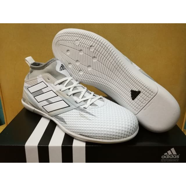 Sepatu Futsal Adidas ACE 17.3 Primemesh Clear Grey White