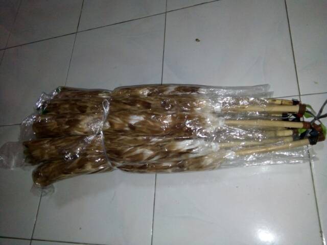 Kemoceng bulu ayam horn panjang 55cm/ sulak horn