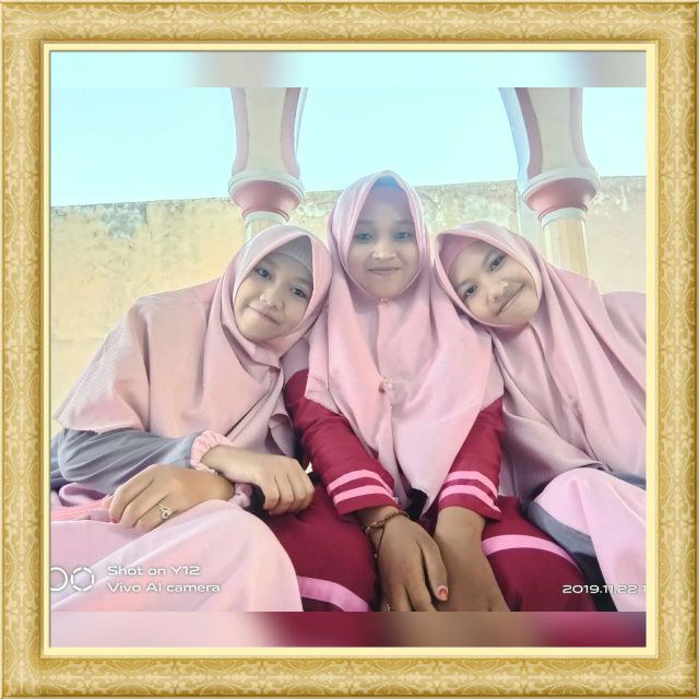 khadijahrahma21.
