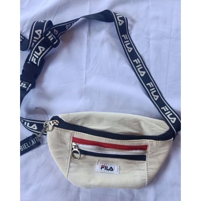 PRELOVED TAS SELEMPANG WAISTBAG FILA ORIGINAL