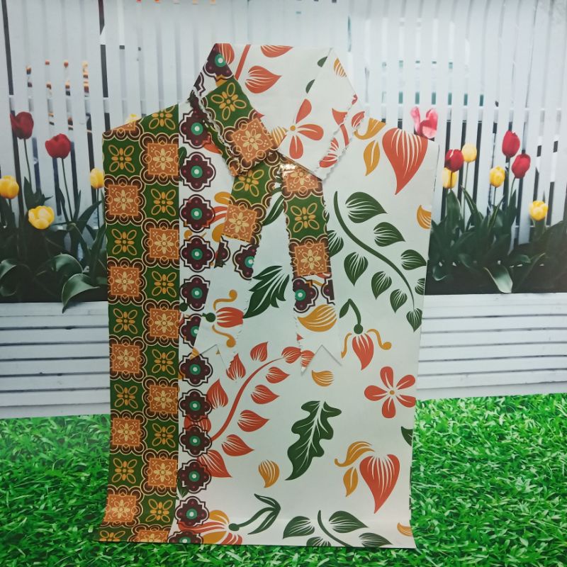 

KERTAS KADO INSTAN / KERTAS KADO JADI -MODEL KEMEJA WANITA BATIK