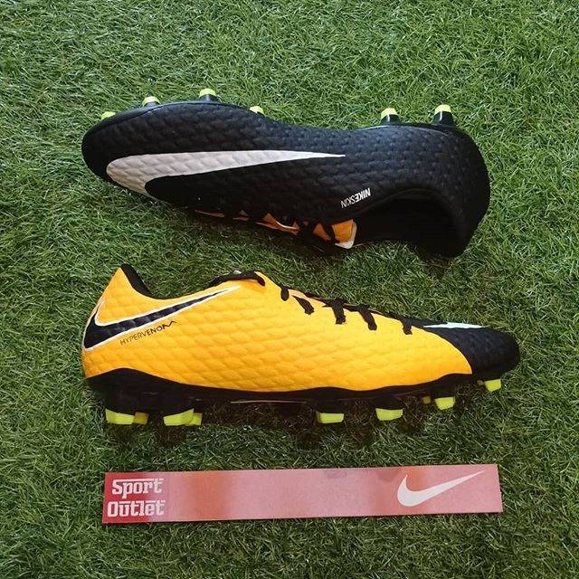 NIKE HYPERVENOM PHELON III FG