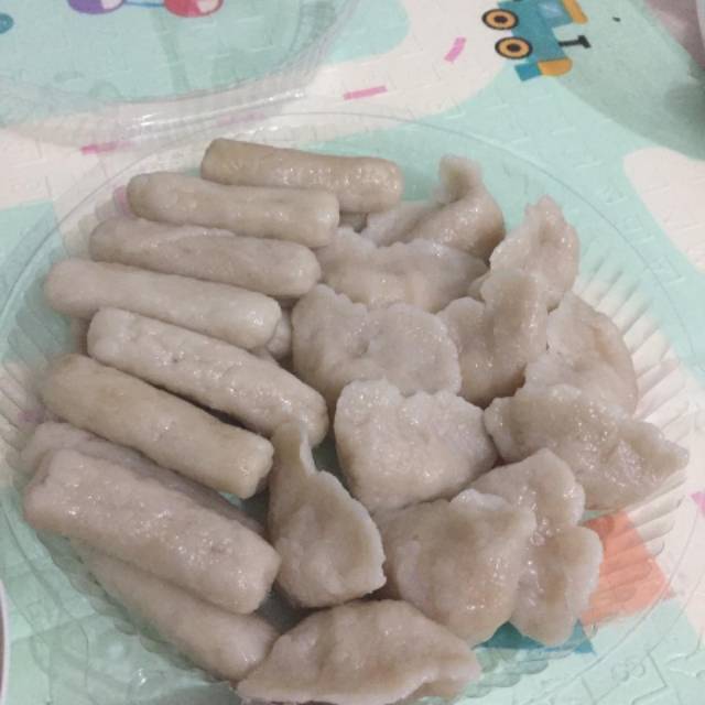 

Pempek lenjer Ikan Tenggiri asli