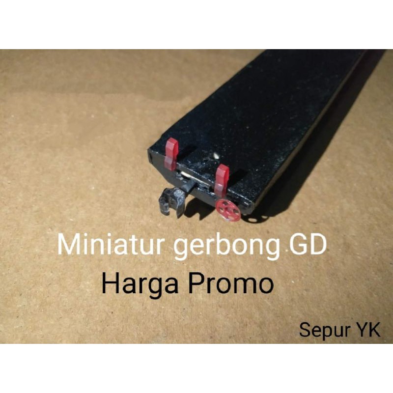 miniatur gerbong datar / GD