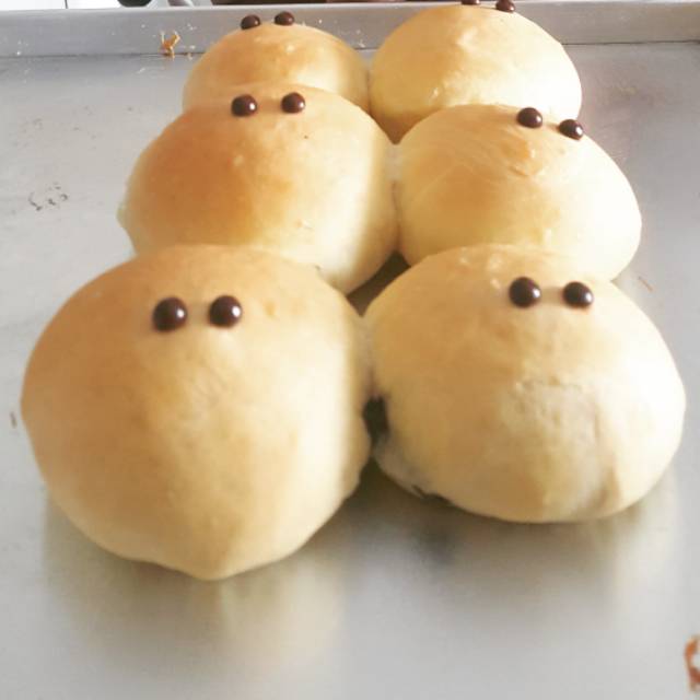 

Roti sobek isi coklat