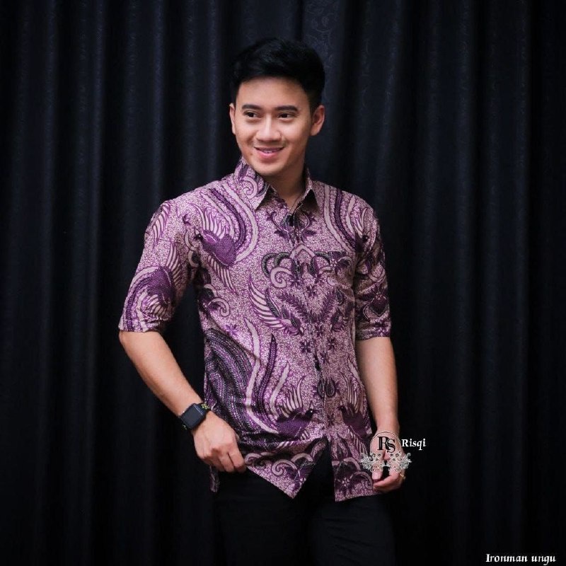 KEMEJA HEM BATIK PRIA LENGAN PANJANG COUPLE HEM KEMEJA PANJANG PENDEK MOTIF IRONMEN UNGU