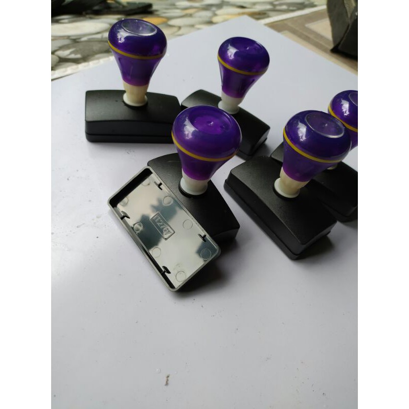 

gagang stempel kotak ( IT 22x67 )