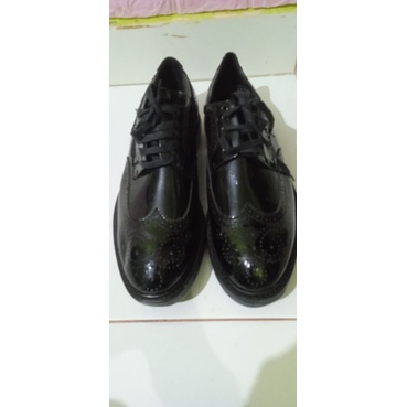 sepatu prada second