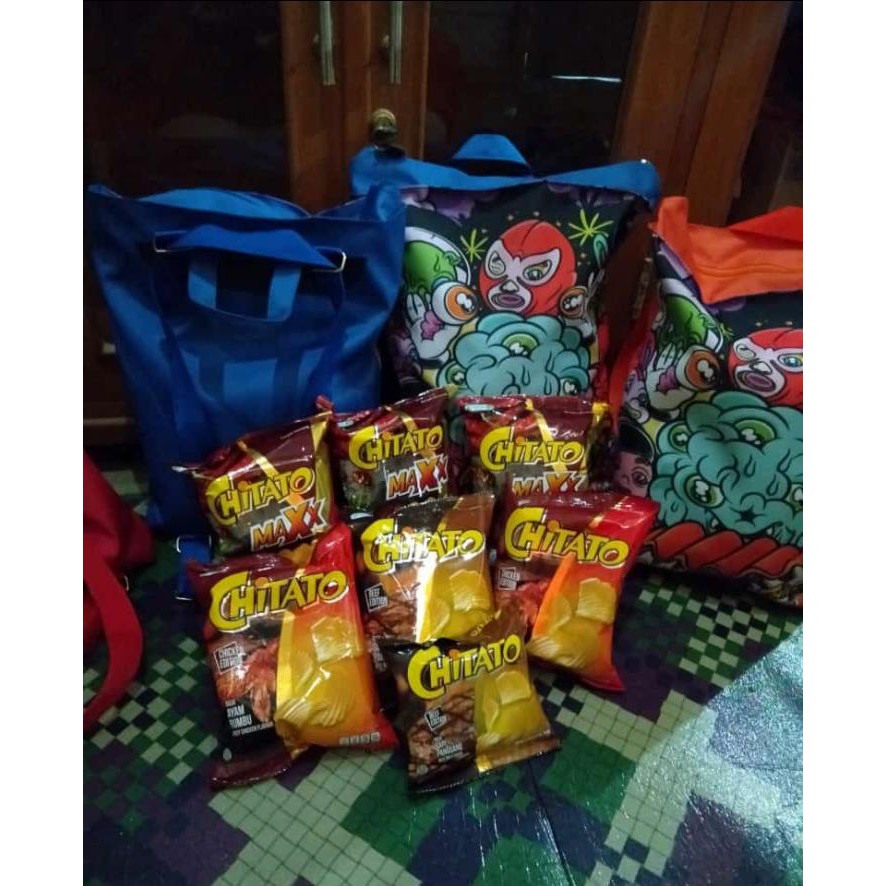 

Paket Chitato + Tas