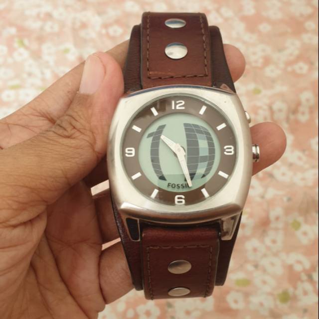 Jam bigtic fossil