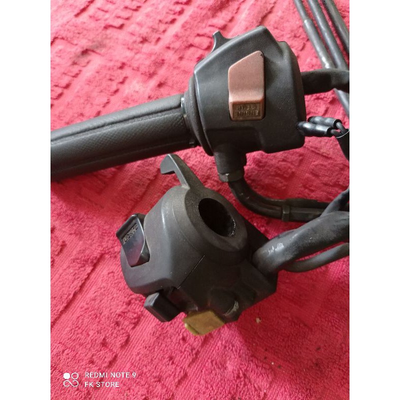 holder kanan kiri tiger revo set