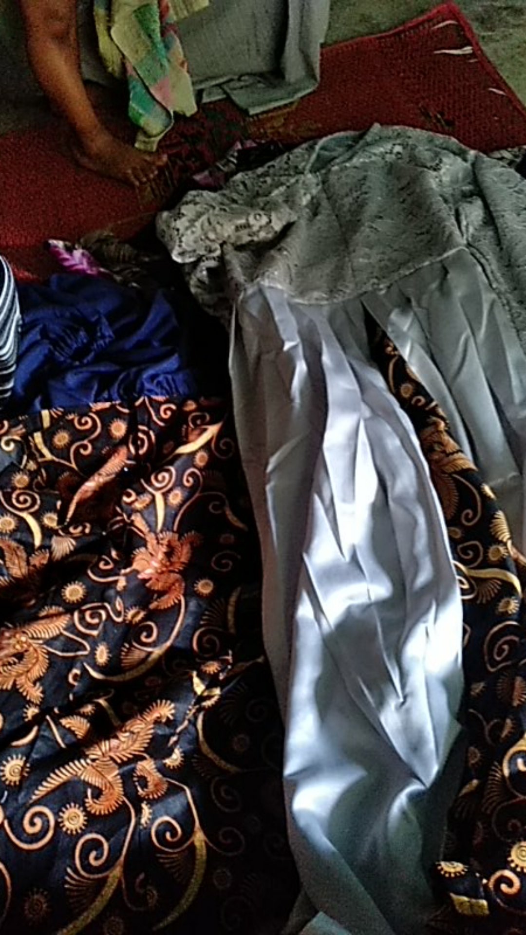 Batik Couple Princes Hayunda Sarwendah Anami Kebaya Modern