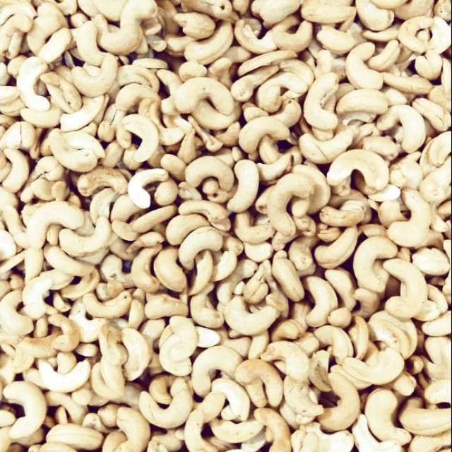 

kacang mede