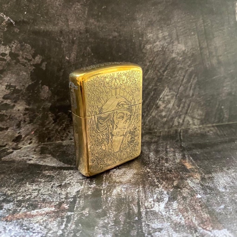 Korek Api Zippo Skull Girl Gold / Korek Api unik / Korek Api Premium