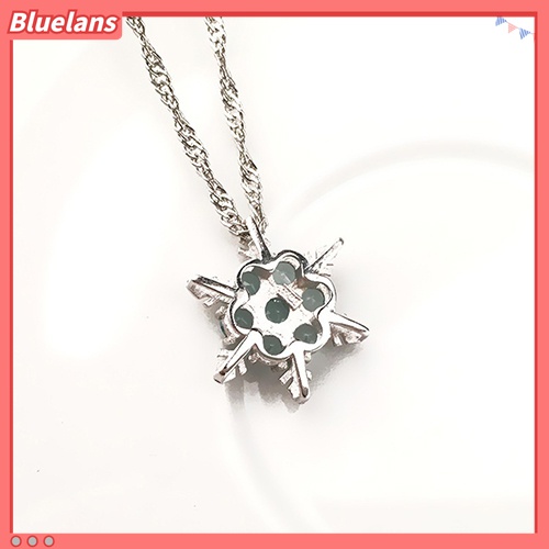 Bluelans Kalung Choker Rantai Pendek Dengan Liontin Snowflake Aksen Berlian Imitasi Untuk Wanita