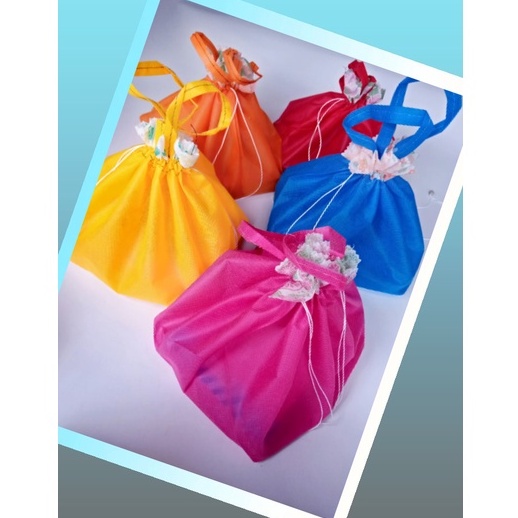 

TAS SERUT SPUNDBOND I GOODIE BAG I TAS KAIN 20 X 20 TERMURAH