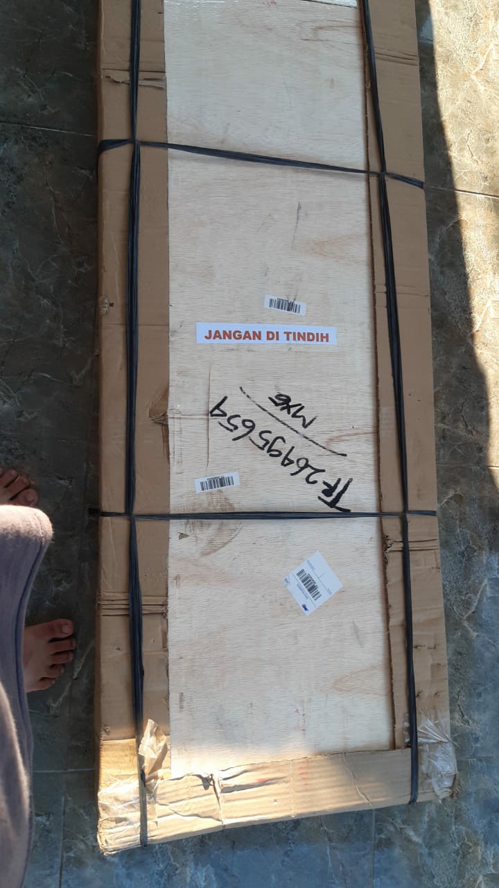 Penyekat Partisi Ruangan Alminy 4 Daun | Pembatas Sketsel Kayu | Wood Divider