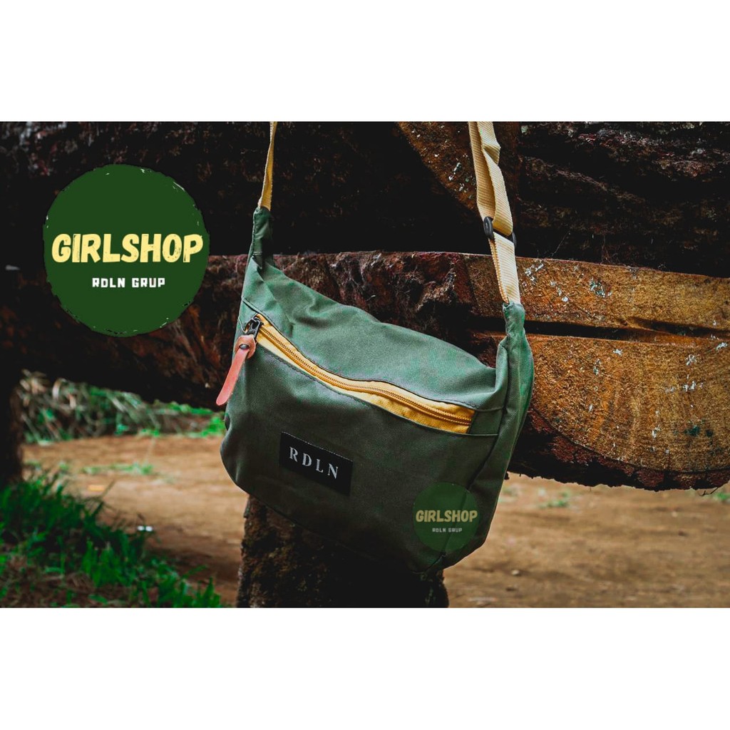 Tas Selempang Pria dan Wanita / Slingbag Casual Trendy Unisex / Selempang Cowok / Selempang Pria