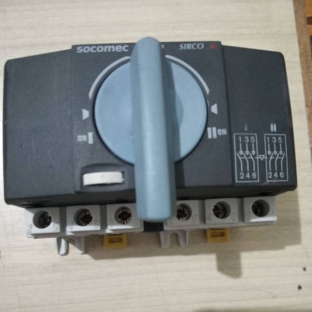 COS/OHM SAKLAR SOCOMEC 40A 3PoLe
