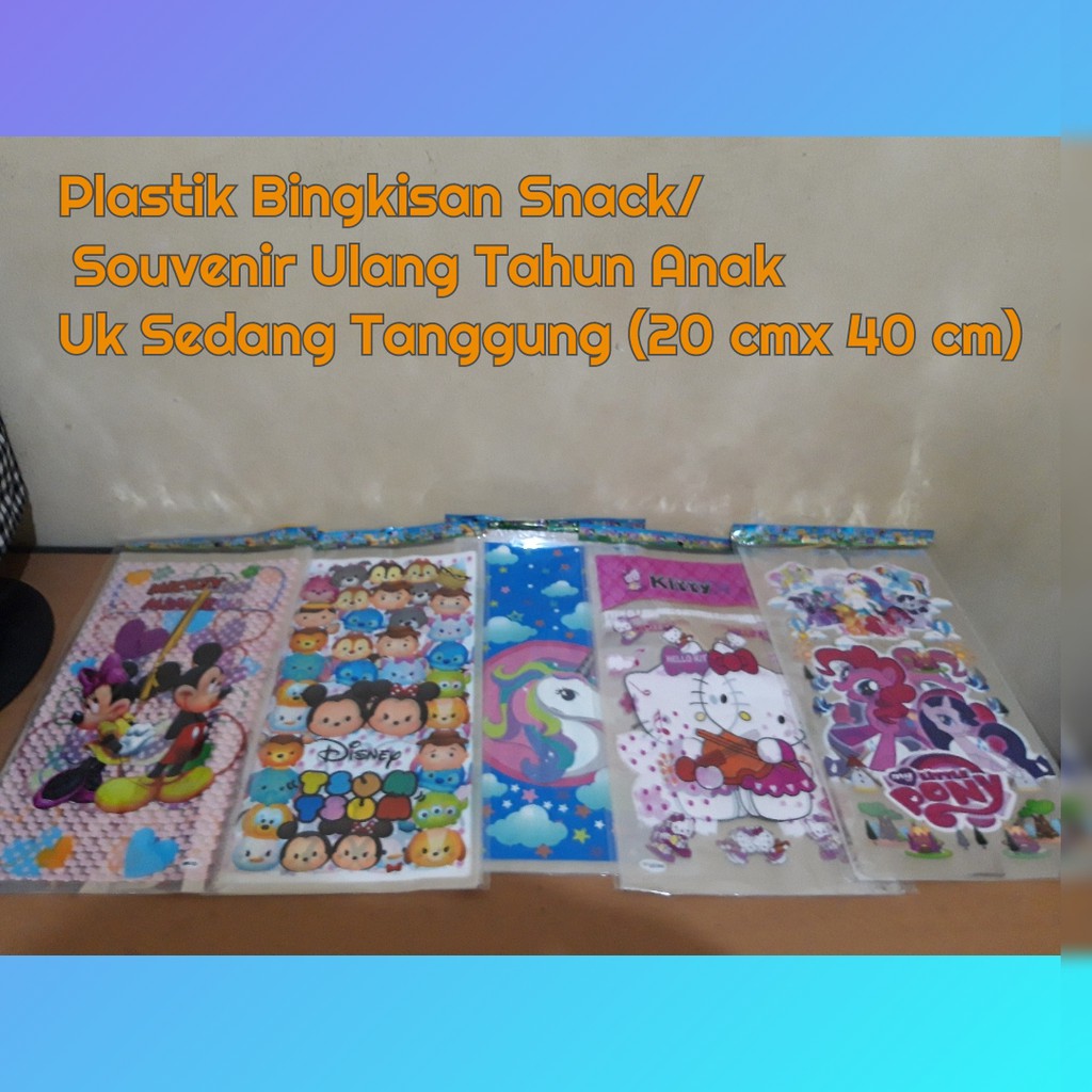 

1 pak isi 10 Plastik Bingkisan Snack/ Souvenir Ulang Tahun Anak Uk Sedang (20 cm x 40 cm)